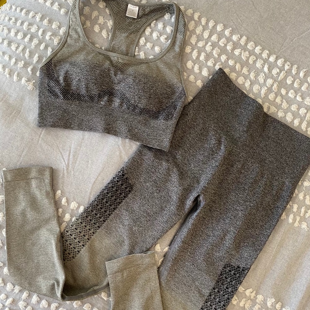 ‼️SOLD‼️2 piece bundle set
